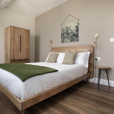 Modern Central One Bedroom Apartment In Penzance Buitenkant foto